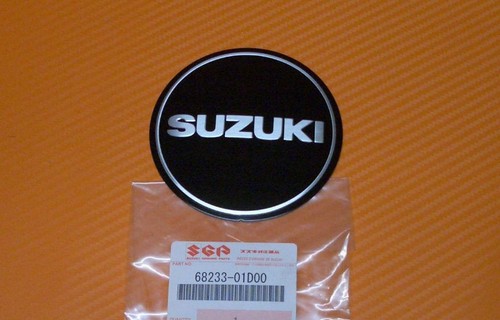 Suzuki emblem motordeckel - suzuki,
