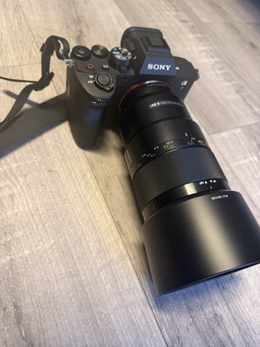 Sony alpha - +,