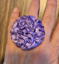 Handgefertigter Blumen-Ring