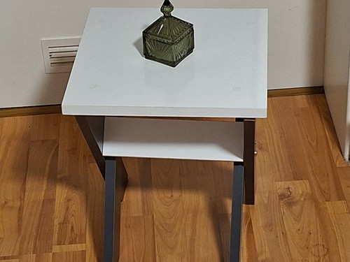 Kleiner tisch - kleiner,