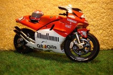 1:24 Yamaha YZR 500 C.Checa 4
