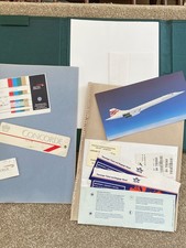 British Airways Concorde - grüne Mappe Schreibwaren, Kofferanhänger, Bordkarte +
