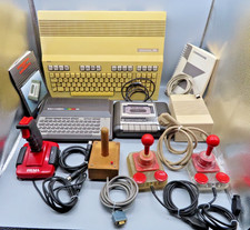 #SE4971# Konvolut Commodore C