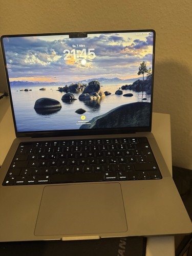 Apple macbook pro - pro,