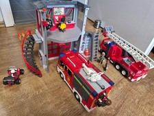 Playmobil Feuerwehrwache 71603 inkl.  Drehleiter, Quad und weiterem Zubehör