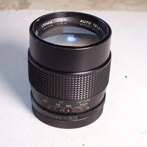 Vivitar 135mm auto tele - 135mm, f2.5