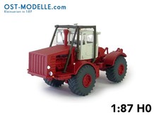 Traktor Kirovets K700 rot