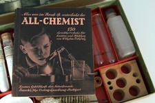 Alter Kosmos All-Chemist