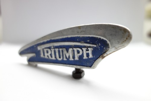 Triumph schutzblechfigur - triumph,