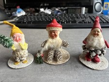 3 alte Zapfenmännchen