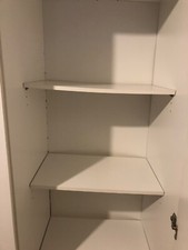 Kleiderschrank für Top