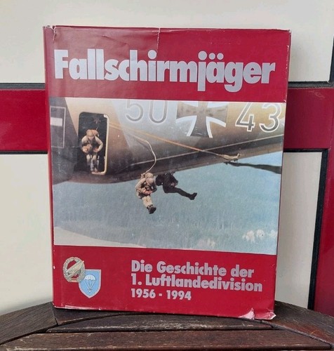 Fallschirmjäger die - fallschirmjÄger,