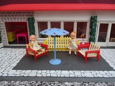 BIG Bungalow Puppenhaus späte 60er mit Modella + Jean Möbeln