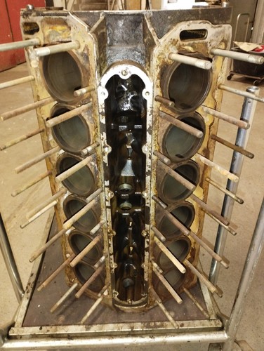 Jaguar motorblock v 12 - xj,