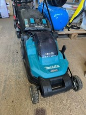 Makita DLM432PT2 Akku-Rasenmäher