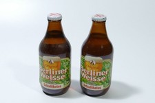 2x Bierflasche, Berliner