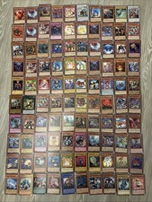 100x Yu-Gi-Oh! Sammelkarten