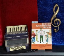 "Erstes Akkordeonbuch" Heft I, für das Piano-Akkordeon