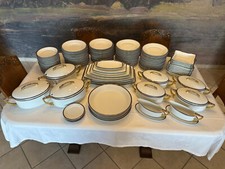 Umfangreiches Geschirr von Krautheim - Kobaltblau mit Goldverzierung