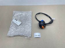 Handlebar switch left horn