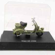 New Ray 1:32 Roller Vespa 125