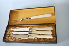 Altes Besteck 3 Messer 1