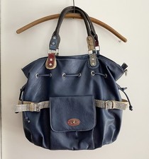 Tasche, Schultertasche von Kossberg in blau mit schönen Details