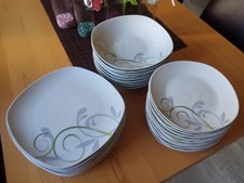 Schönes KHG Geschirr im Set weiß mit Blumen