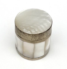 Vintage Pillendose Antik