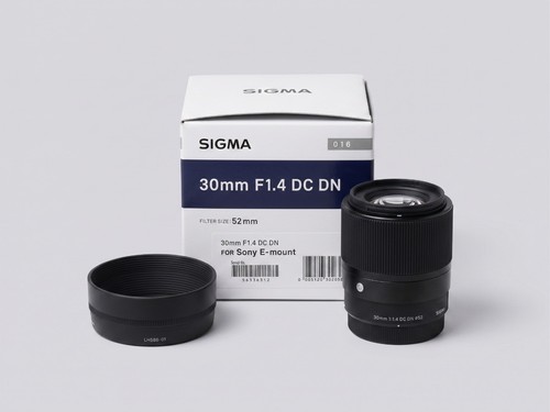 Sigma 30mm dc - 30mm,