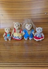 SYLVANIAN FOREST FAMILIES