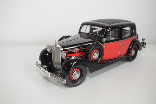 C16 signature models - 1:18,