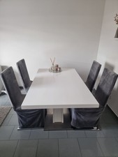 Weißer Großer Esstisch Mit Metallfuß