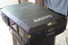 *SANYO PLC XF47*Beamer Projektor 15000 Lumen HELL(EIKI LC XT5/Christie LX1500)