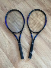 2 Tennisschläger zum