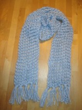 Kik Strickschal mit langen Fransen hellblau Ungetragen