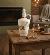 Alter Krug "Pineau des