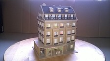 Vollmer gebaut  1:87 HO -Gebäude/Industrie- Cityhaus mit Restaurant #42#