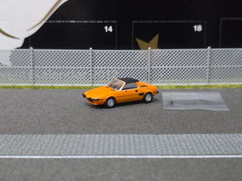 Herpa fiat coupe orange - 1/9,