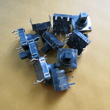 5stk 10x10x10mm DIP 5 Richtung