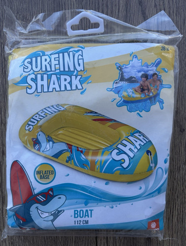 Mondo surfing shark - surfing,