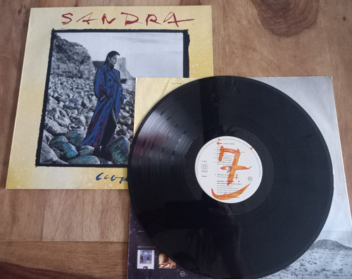 Sandra close seven - ,
