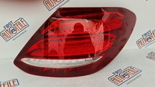 Original Mercedes W213 E-Klasse Rückleuchte Heckleuchte außen rechts A2139067800