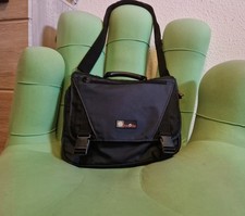 Dunkelblaue Tasche v. Down & Out, für Schüler, Studenten, Lehrgänge, neuwertig 