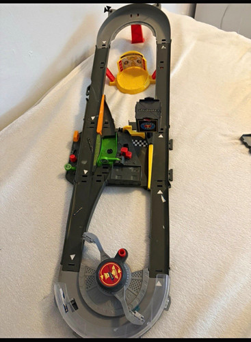 Hot wheels track launcher - hot,