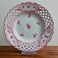 Meissen  Durchbruch Teller Streublumen Purpur Knaufzeit um 1900 2. Wahl 21 cm