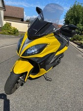 Motor Roller KYMCO 400