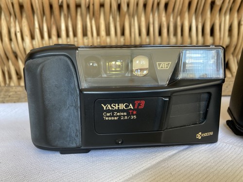 Yashica carl zeiss tessar - yashica,