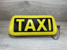 Taxischild Dachzeichen