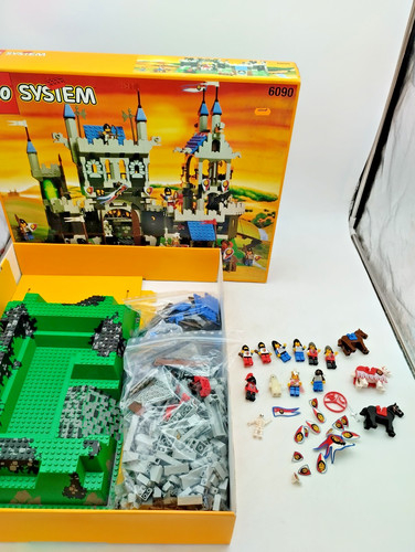 Lego 6090 royal knight - 6090, knight's